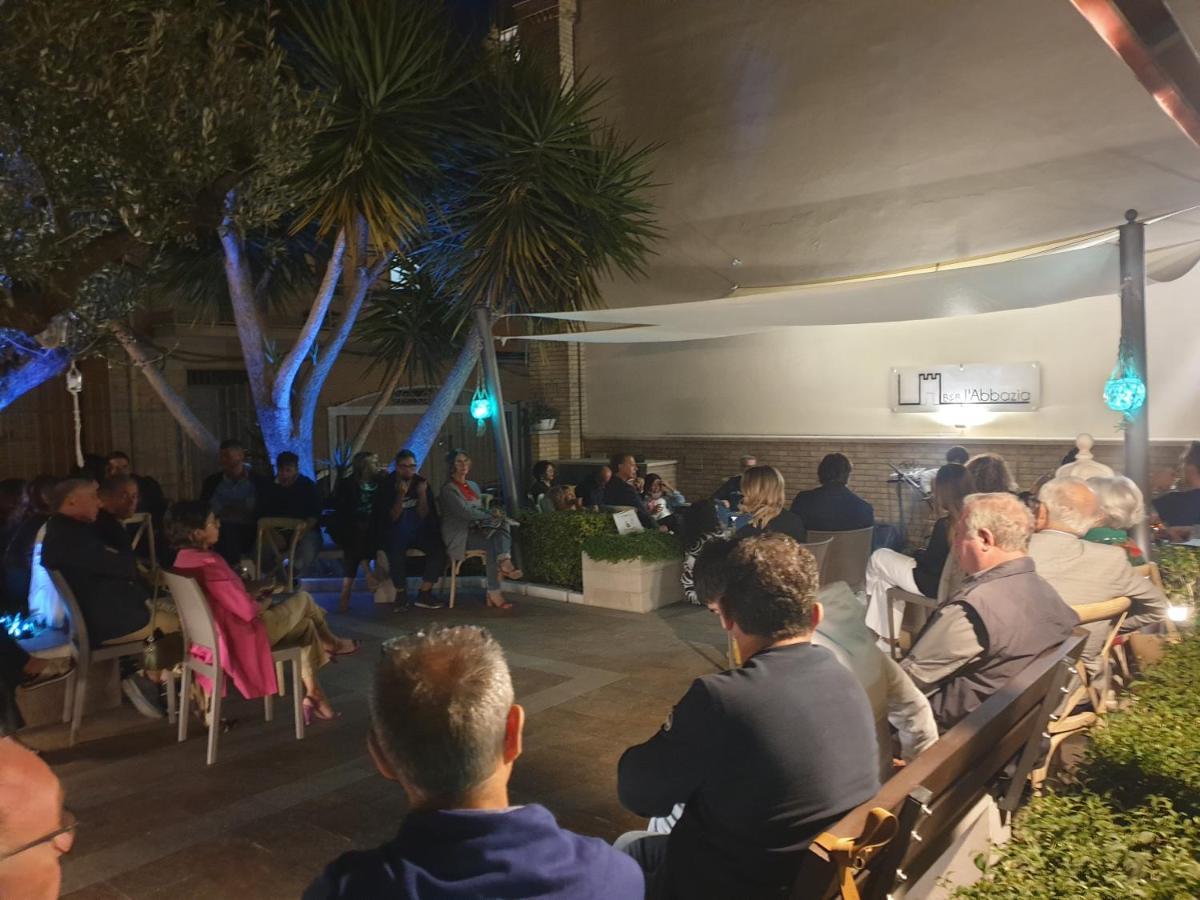 B&B L'Abbazia Torre Maggiore Εξωτερικό φωτογραφία